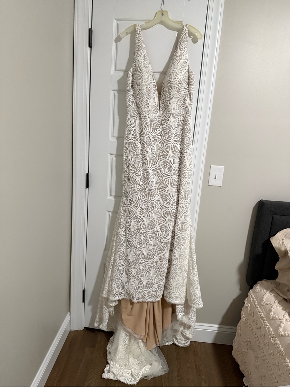 Ivory Lace V-Neck Maxi Dress
